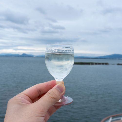 琵琶湖最大の客船ビアンカで乾杯！酒房 神ぐら「10周年企画日本酒クルーズ」に参加